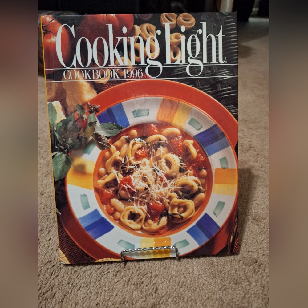 COOKING LIGHT COOKBOOK 1996 / HARD BACK COVER / OXMOOR HOUSE /